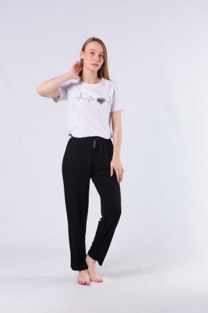 Moda Clubu Beyaz Kalp Siyah Pijama Bayan Pijama Takımı