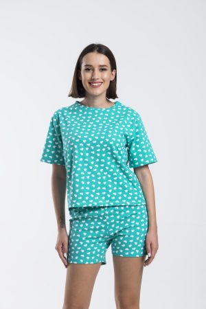 Moda Clubu Şortlu Pijama Takımı – Beyaz Kalp Desenli